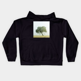 Near Mansfield there leans a tree. Kids Hoodie